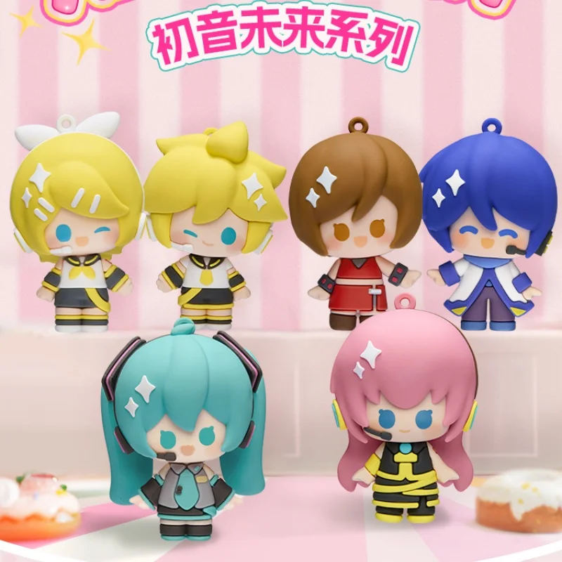 Hatsune Miku Kagamine Rin Len cadena llavero de goma suave colgante para teléfono 2024 llavero Kaito mochila Anime modelo niñas Fufu figura