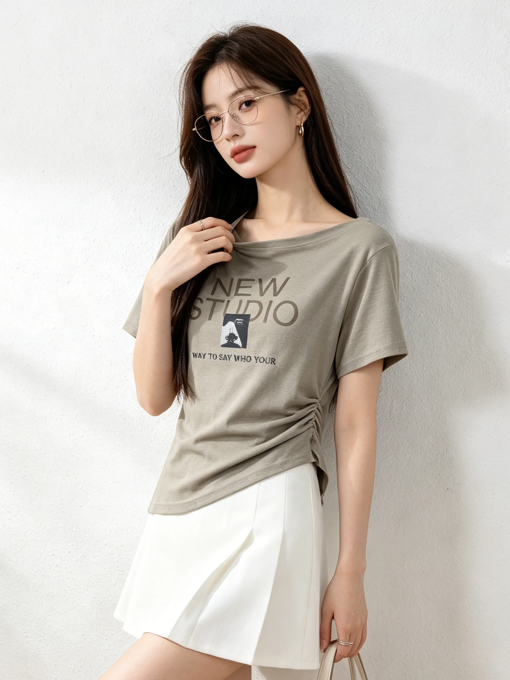 

Summer Casual Sweet And Spicy Short Sleeve T-Shirt Skin-friendly Retro Fit Slimming Leisure Shoulder Design Top for Women