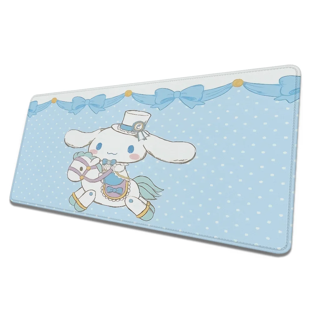 

Большой коврик для мыши Sanrio 900 × 400, коврик для клавиатуры Cinnamoroll Kawaii, игровые аксессуары для ПК, резиновый нескользящий коврик для мыши с краем, геймер