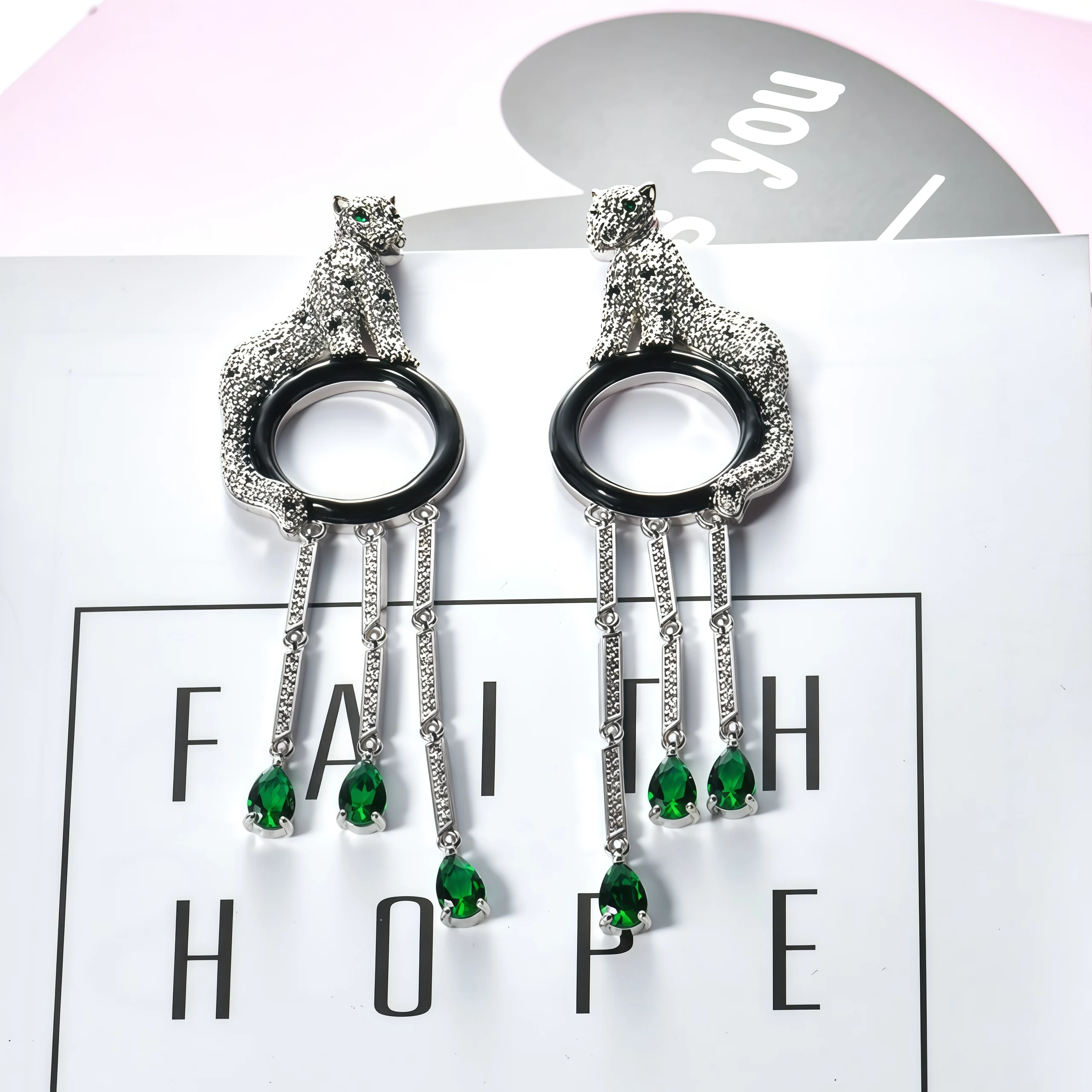 WENXIN Brand MUSHAN MCT Brand New Silver Needle Leopard Earrings With Hollowed Out Diamond Inlaid Zircon Earrings