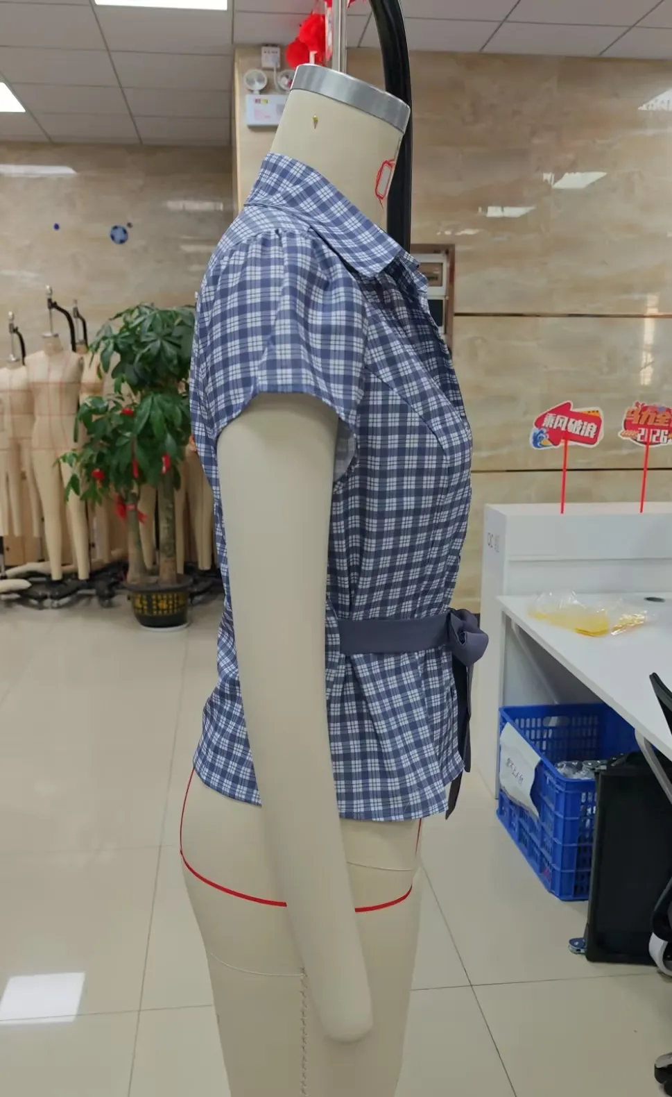 

Women's Button Down Shirt Casual Checkered Short Sleeve Lapel Neck Blouse Tailored Fit Blue and White Plaid Tops