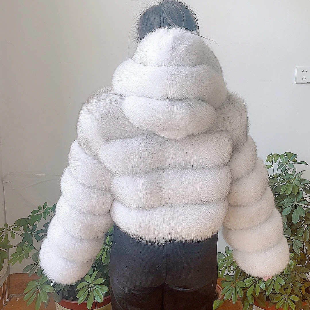 2023 100% natural fur Women Fur Coat Real Fox Thick Warm High Quality Full Sleeves New Natural Fur Fashion Hooded Short Jacket