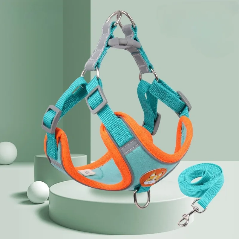 

New Adjustable Pet Harness with Leash Included Vest-Style Dog Harness for Small to Medium Dogs Outdoor Reflective Dog Leash