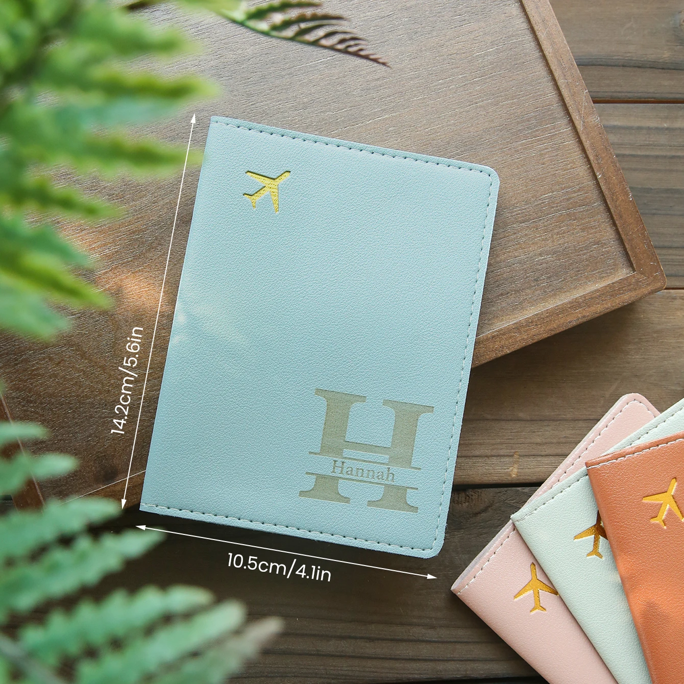 1 Uds. Porta pasaporte personalizado con nombre y letra inicial, funda de pasaporte de cuero tallada con láser elegante personalizada, clásica