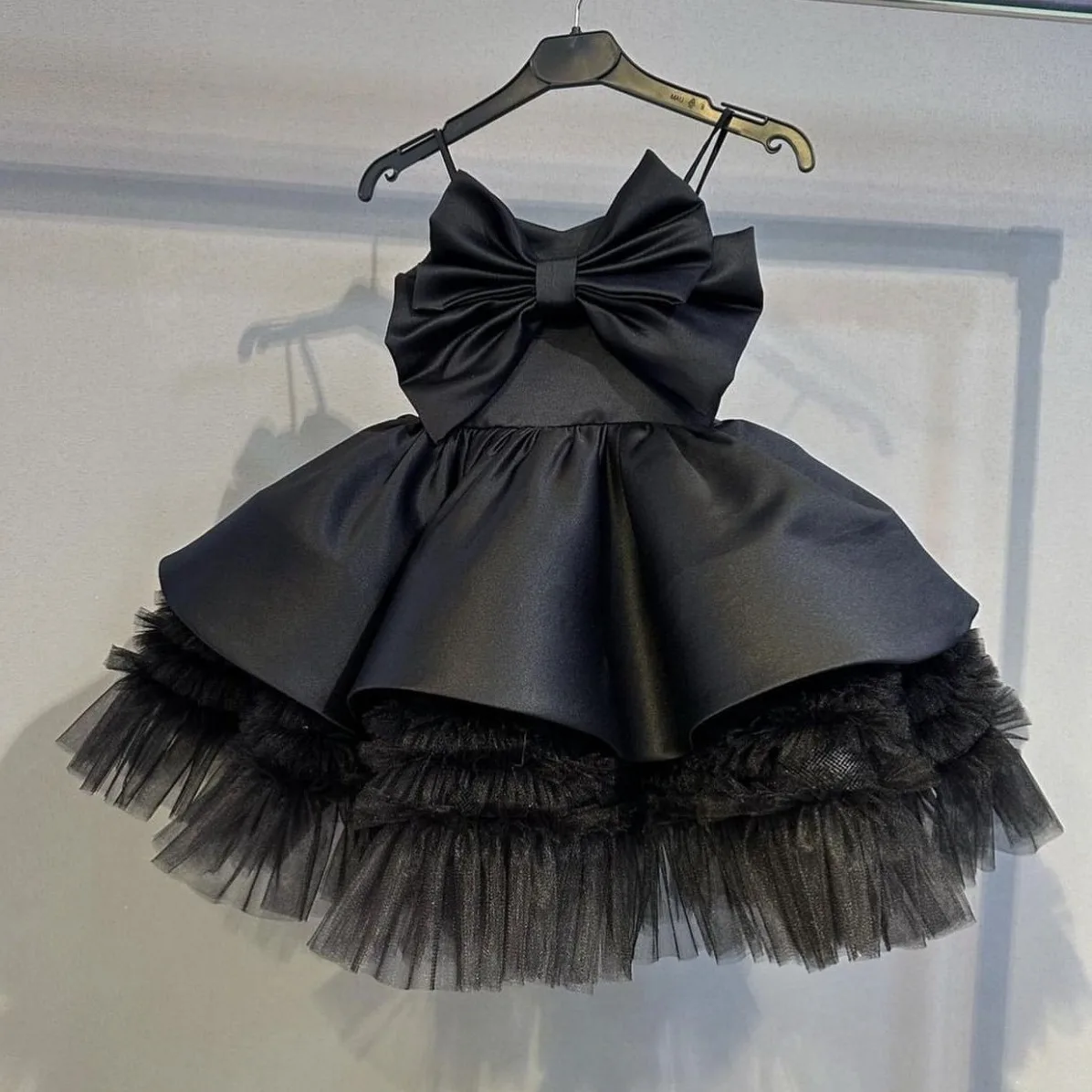 

Elegant Baby Flower Girl dress Big bow Satin Girl dress Wedding Birthday Party Show Catwalk Special Occasion Dress halter Sleeve