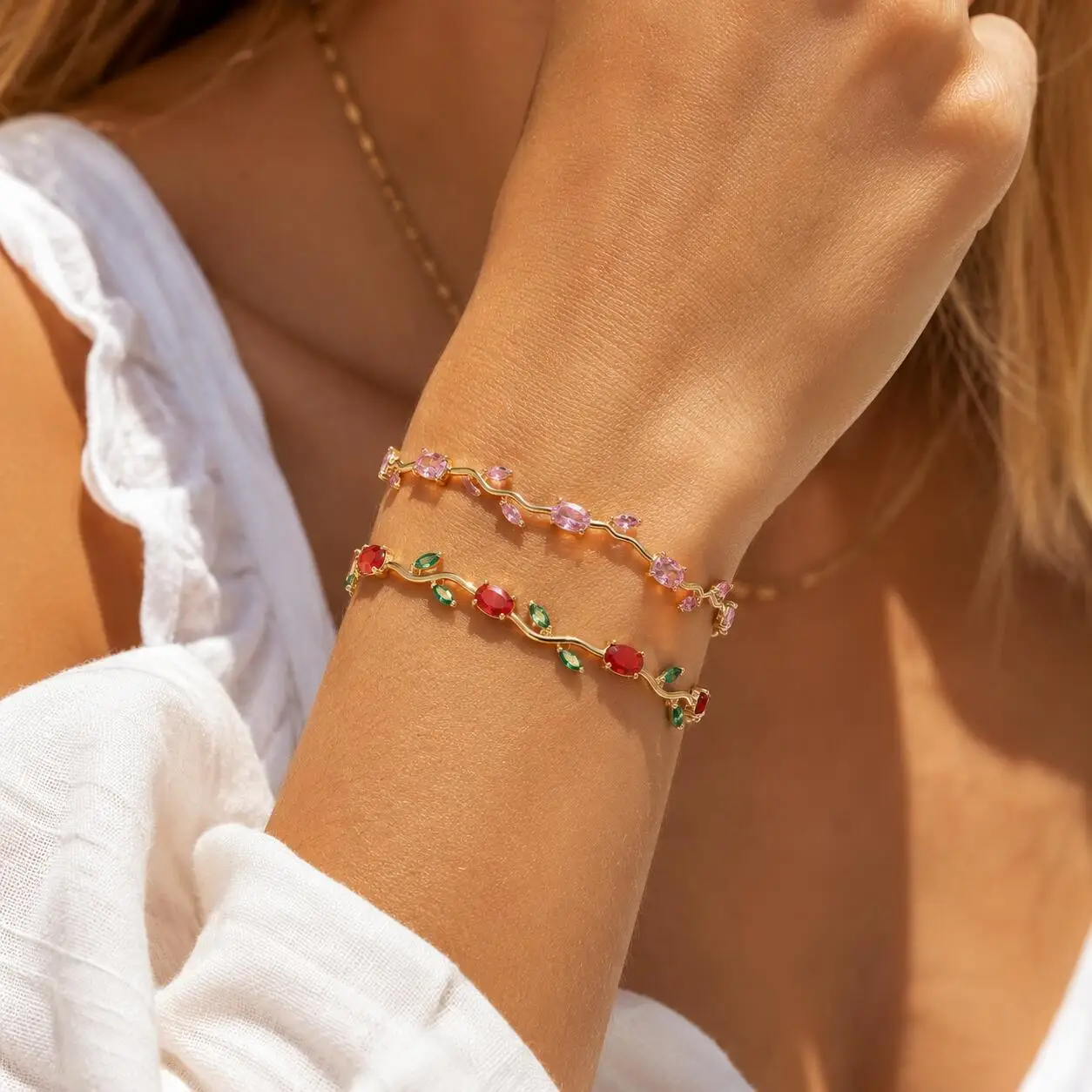 Luxury Cubic Zirconia Rose Flower Vine Bracelet, 18K Gold Plated CZ Wrist Chain for Women, Floral Statement Birthday Gift