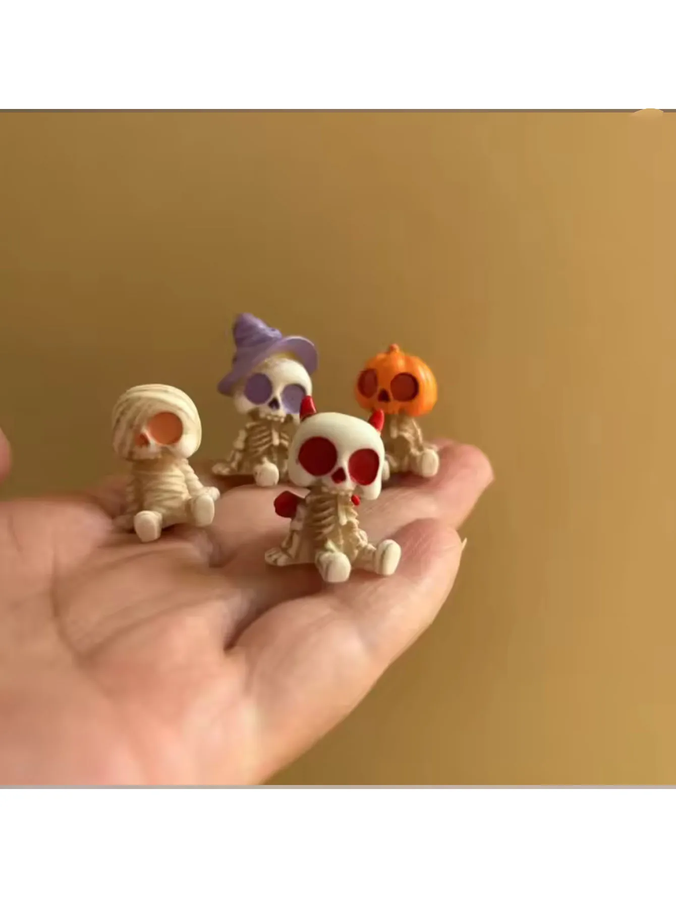 4/8pcs Halloween Mini Figurines Set, Spooky Resin Decor with Pumpkins Ghosts Skulls for Party Home Garden Decoration
