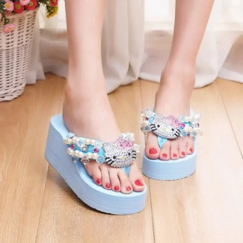 Fashion Hello Kitty Rhinestones Jewels Pearl Beach Slippers Summer Sanrio Slippers Flip-flops for Women Platform Slippers 41 42