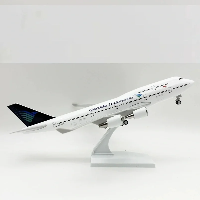 1/250 Scale 30cm 747 Plane Model B747 Garuda Indonesia Resin Airplane Model Kit (With Stand) Aviation Collections Gift