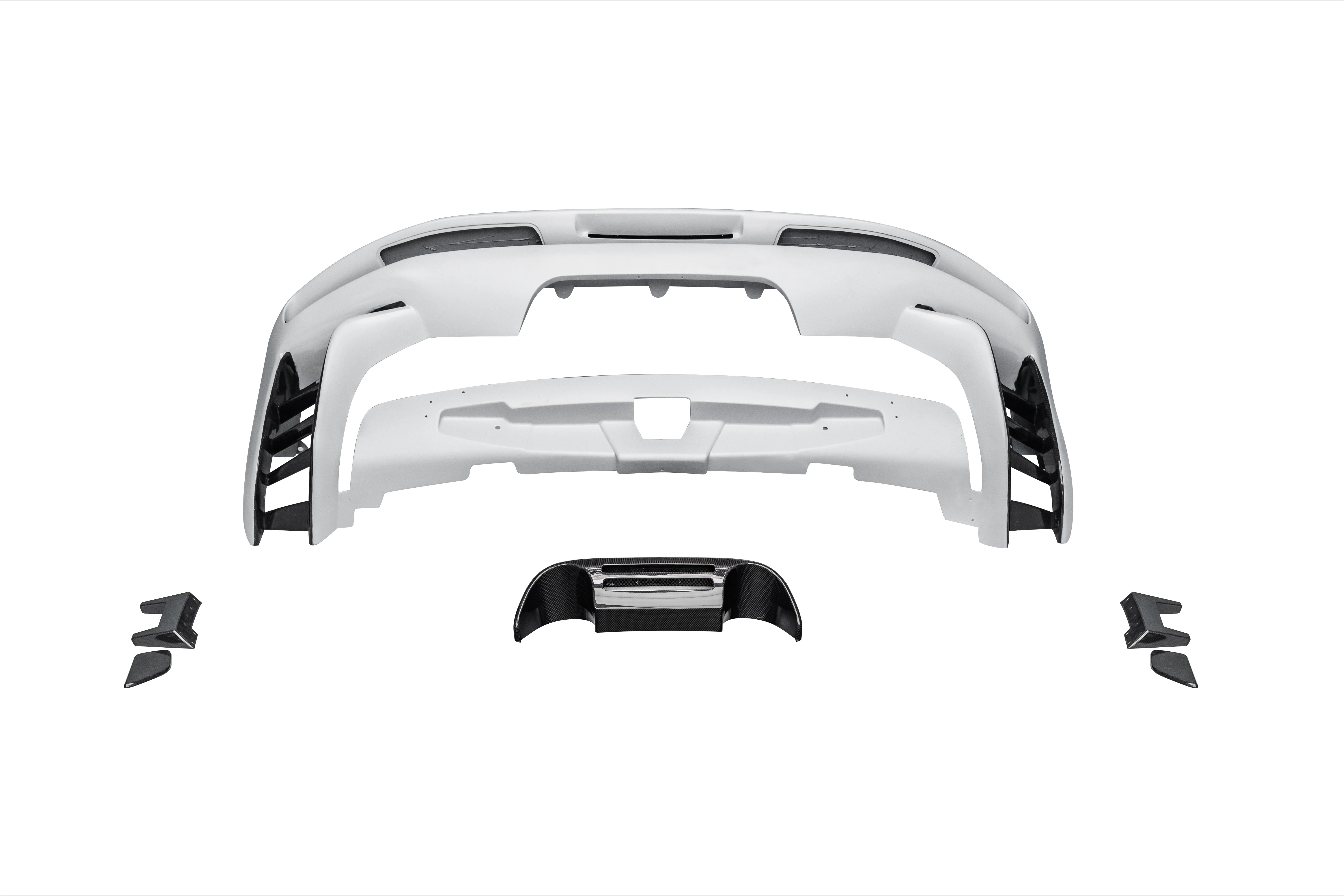 New Full Dry 3K Twill/Forged Carbon OEM Rear Bumper for SF90 PHEV Upgrade to SF90XX with Protection Decoration 17carbon