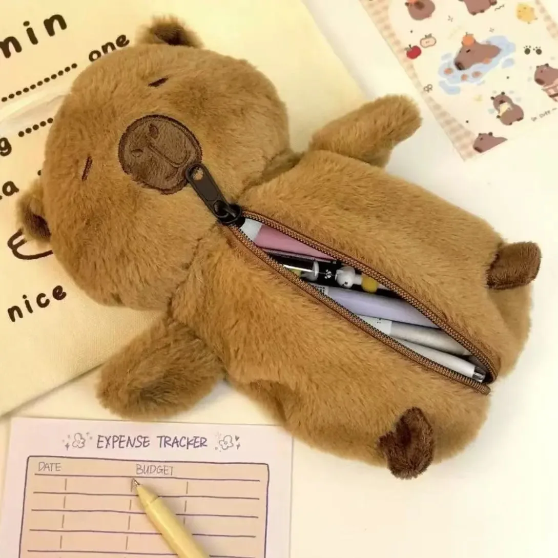 1–8 Stück Capybara-Plüsch-Federmäppchen, weich, flauschig, Schreibwarenhalter mit Reißverschluss, niedliches Kawaii-Schulbedarf für Mädchen und Jungen