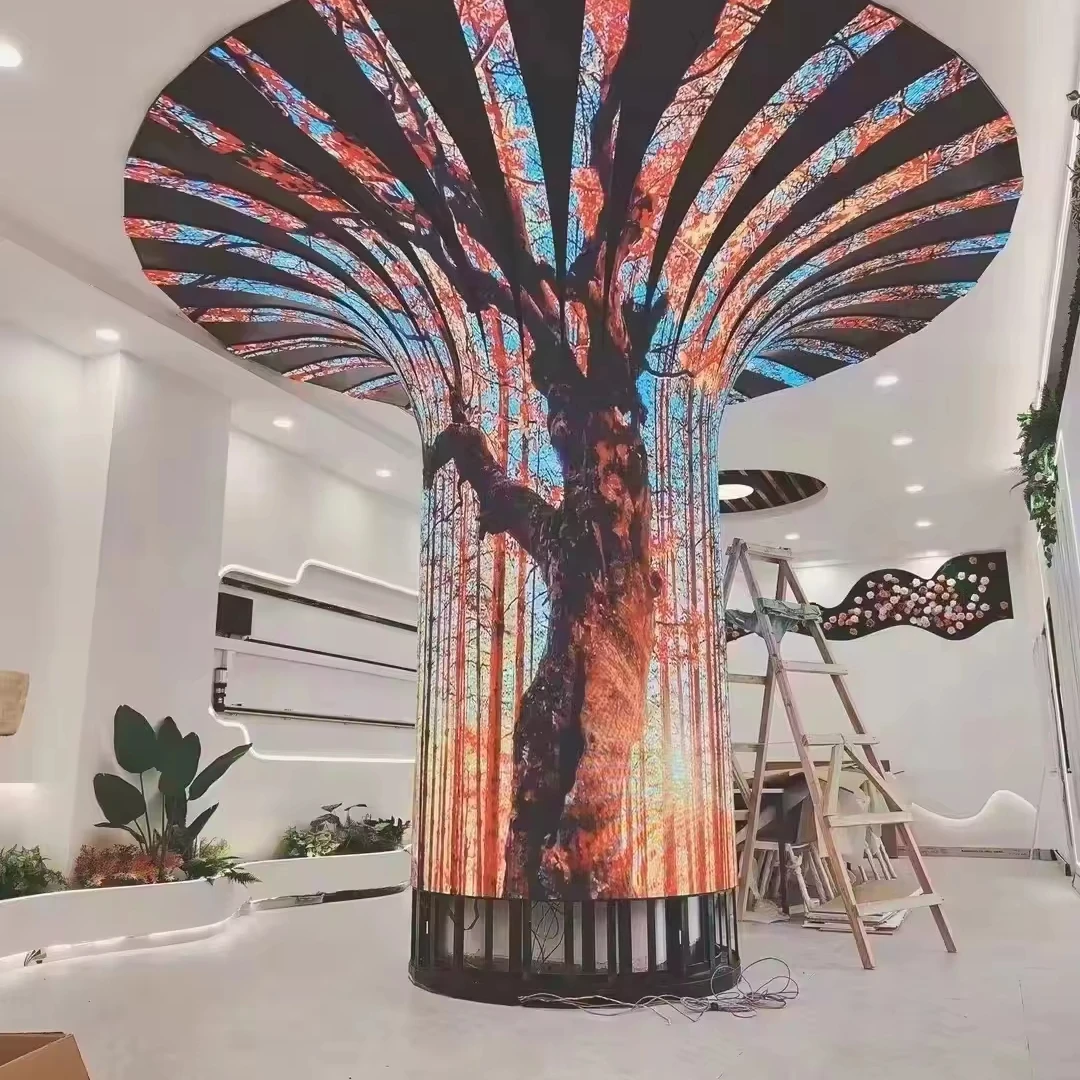 شاشة LED مرنة منحنية للجدار الداخلي شاشة إعلانية P2 P4 P3 شاشات LED عالية الأداء