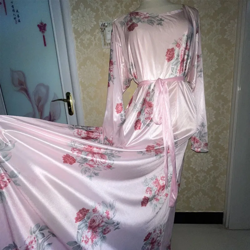 

Men Ice Silk Floral Print Glossy Large Swing Long Skirt Sexy Women Satin Long Sleeve Loose Night Dress Plus Size Sleeping Robe