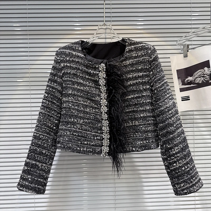 Französischer Stil, Schwerindustrie, Federkante, Nagelbohrer-Design, Daunen-Innenfutter, 2025, Winter, neue Damen-Kurzjacke