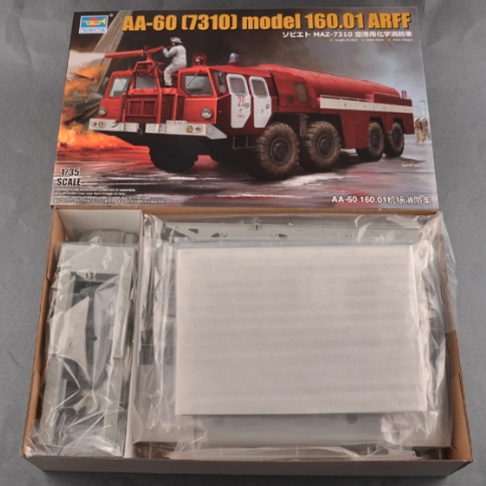 

Trumpeter 01074 масштаб 1:35 AA60 AA-60 7310 модель 160.01 ARFF аэропорт пожарная машина пластиковая сборная модель комплект строительная игрушка
