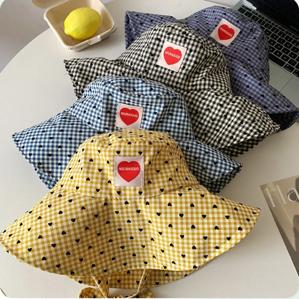 

Sun Protection Hiking Fisherman Hat Small Lattice Big Brim Plaid Hiking Cap Sunscreen Lace Up Heart Printed Bucket Hat