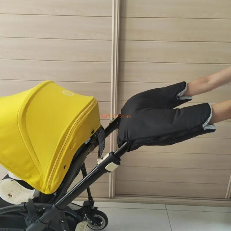 

U50F Insulated Hand Muff Stylish & Functional Baby Pushchair Hand Muff Comfortable for Baby Carriage Stay Warm in Winter