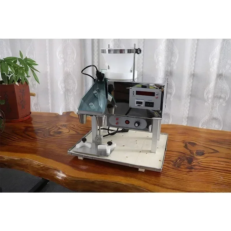 Durable and of high quality Small Electronic Counting Machine, Intelligent Tabletop Counting And Bottling Machine