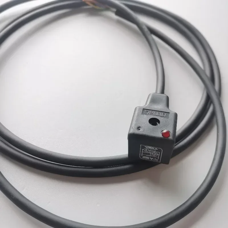 Italian OMAL marine waterproof solenoid valve with cable plug, 2-meter ABWPKRZW220
