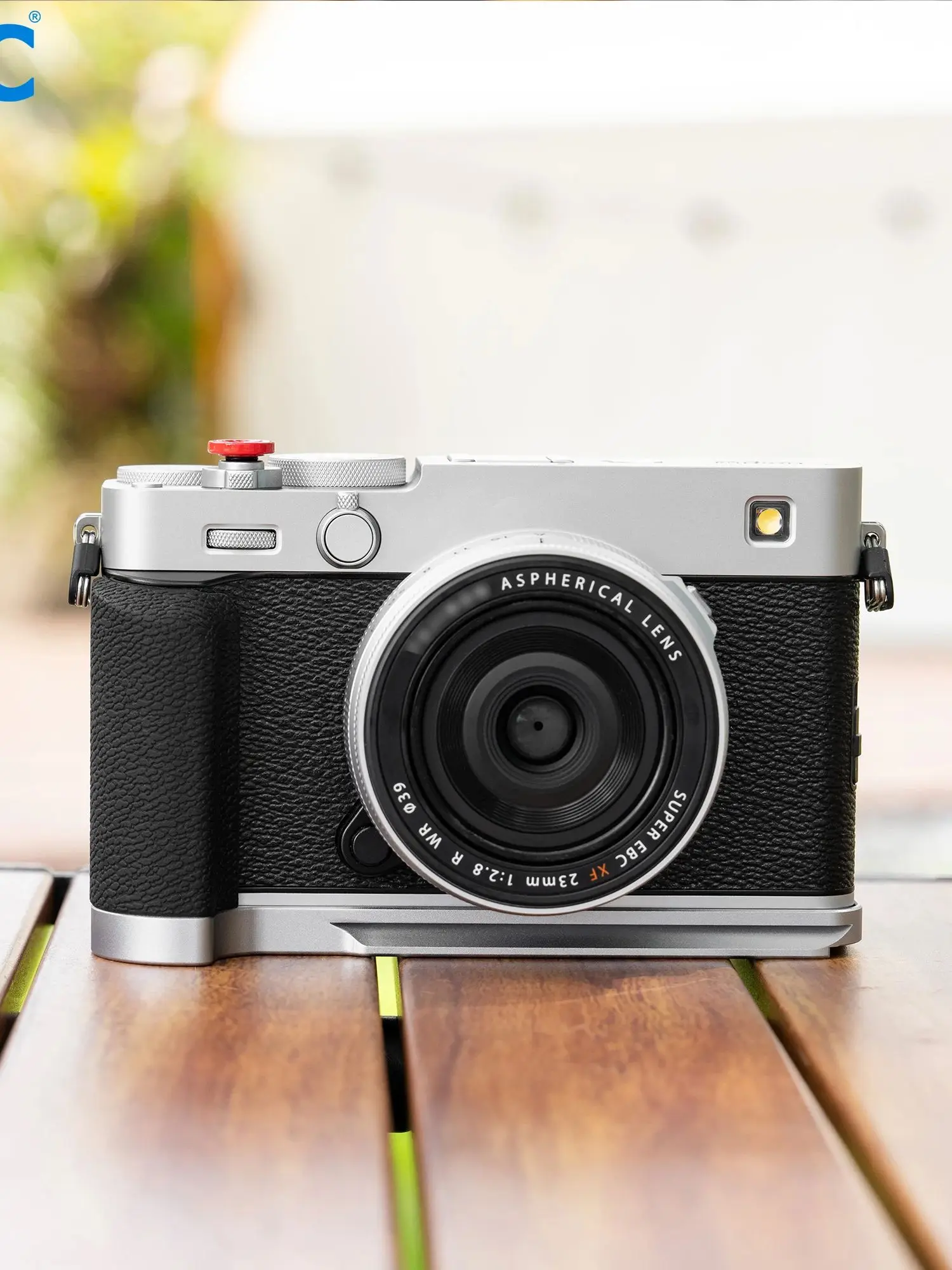 JJC Fujifilm X-E5 Akcesoria Uchwyt do aparatu z przyciskiem migawki do Fujifilm XE5 XE-5 Uchwyt na kciuk Ochraniacz ekranu Pasek na nadgarstek — zdjęcie produktu 7