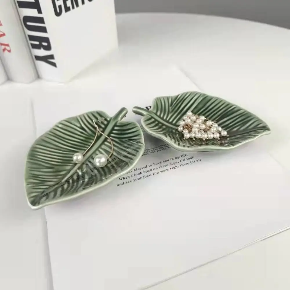 Modern Stylish INS Ceramic Leaf Jewelry Dish Green Nordic Style Jewelry Display Tray Cute Creative Soap Dish Living Room