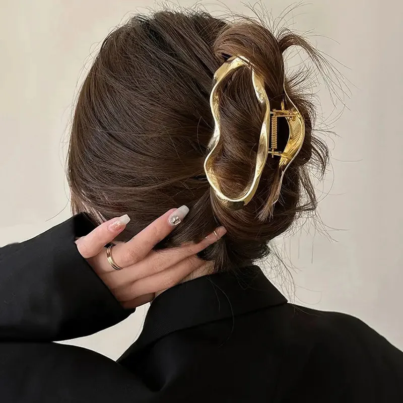 Cloud Shaped Hair Grab Clip Metal Hair Claw Irregular Ponytail Clip Anti Slip Shark Clip Simple Fashion Hair Styling Accessories