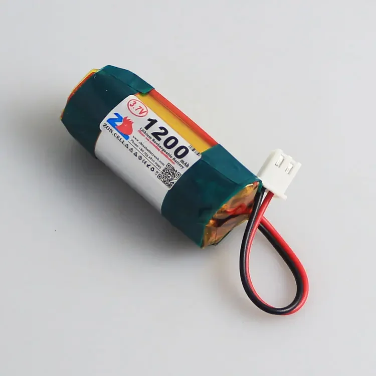 En el tablero de protección de batería de litio cilíndrico de 1200mAh 18350 3,7 V con microherramienta cigarrillo electrónico de juguete recargable Li-