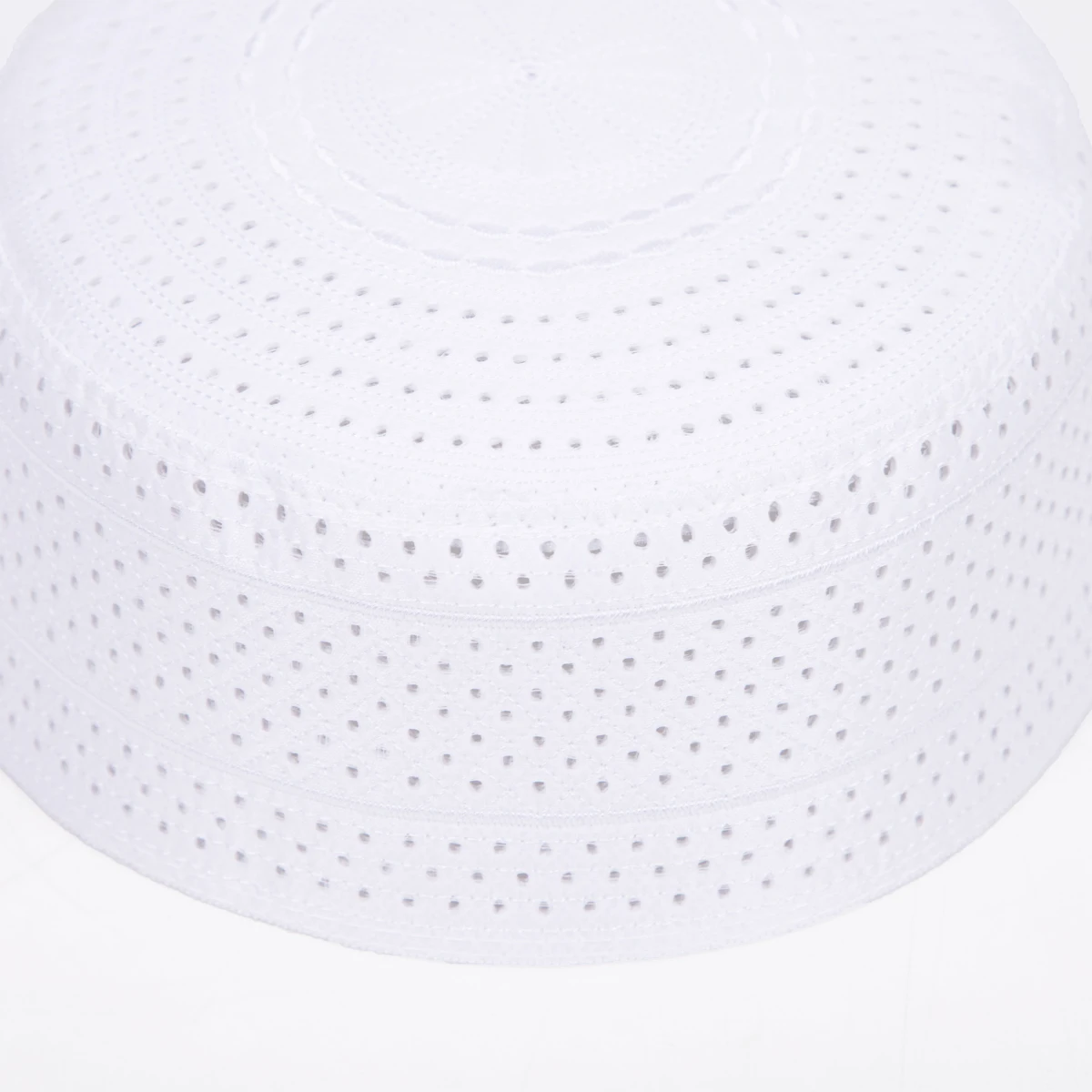 RIMAIRE Muslim Men's White Prayer Cap and Prayer Beads Set For daily prayers or Ramadan festivities