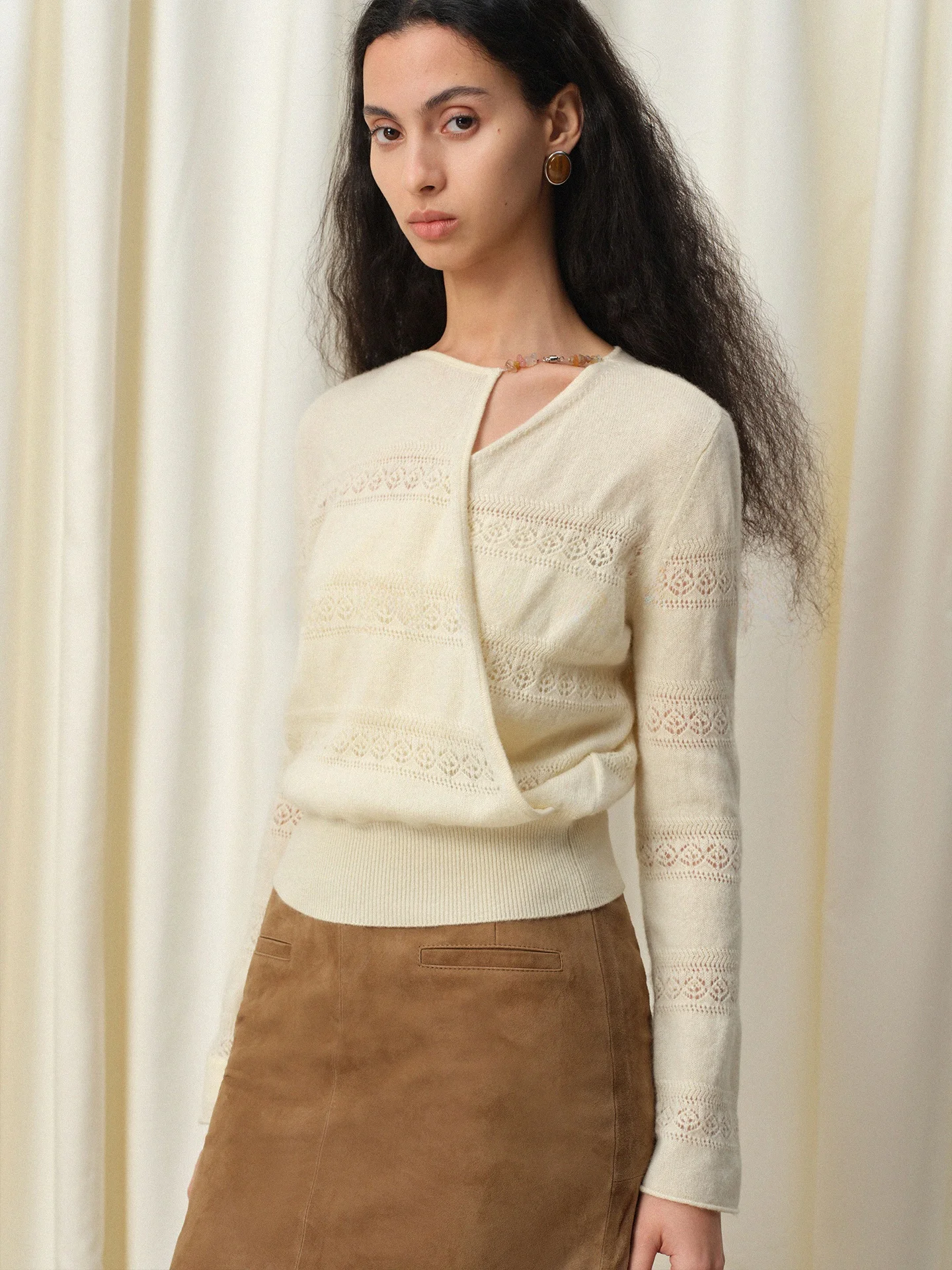 

Ele Handmade Beaded Camere Knitwear Winnie Q22 Faionable lectual Women's Woolen Knitted Sweater Autumn 2025