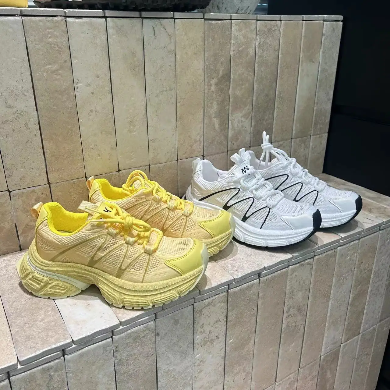 

Новая женская дышащая повседневная обувь на толстой подошве с сеткой, уличные женские повседневные кроссовки на шнуровке, увеличенные повседневные кроссовки «Джокер», женская обувь