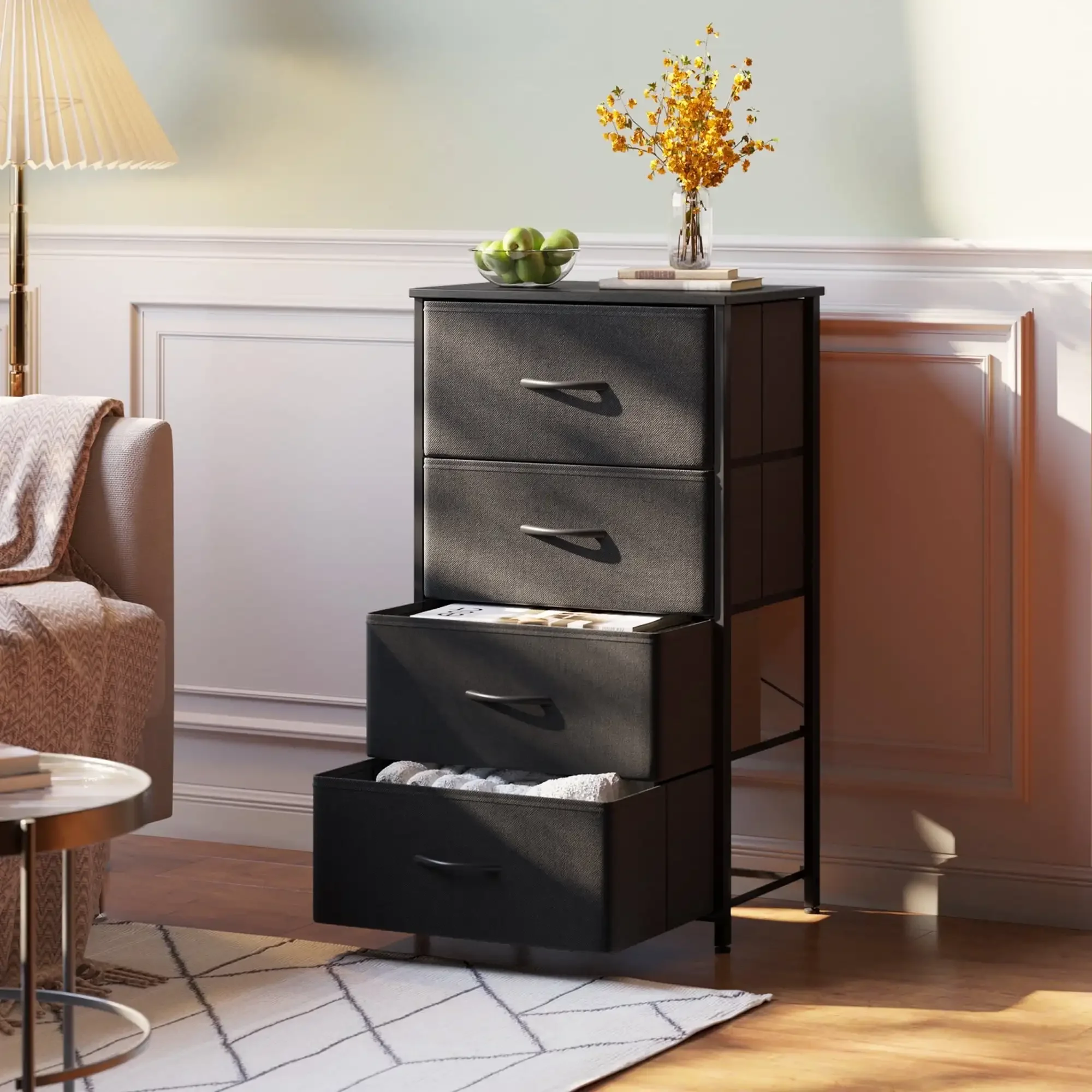 

Комод для спальни с 4 ящиками для хранения вещей, небольшой комод Комод из ткани с прочным стальным каркасом, черный