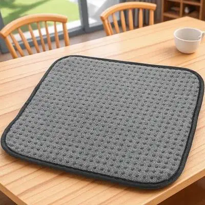 

Bowling Supply Essential Polyester Ball Towel Multi-Function Cleaning and Polishing Pad Lightweight Compact for on-The-