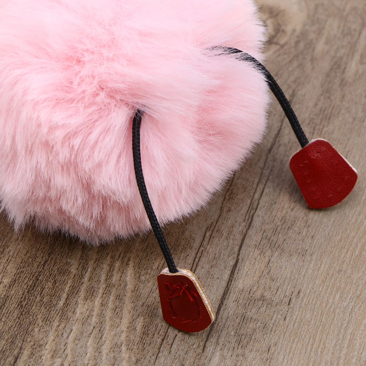 

Ring Elk Keychain Light Pink Pom Pom Ball Metal Ring Bag Phone Hanging Pendant Gift For Key Chain Women Girls