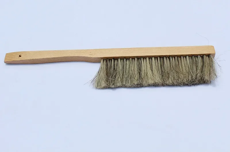 A1PCS Beekeeping Tools Bees Three Sweeps Brushes. Authentic Three-row Horsetail Material Bee Sweep