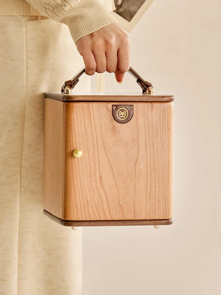 

Jewelry box Solid wood multi-layer large-capacity high-end exquisite earrings necklace Storage box Gift