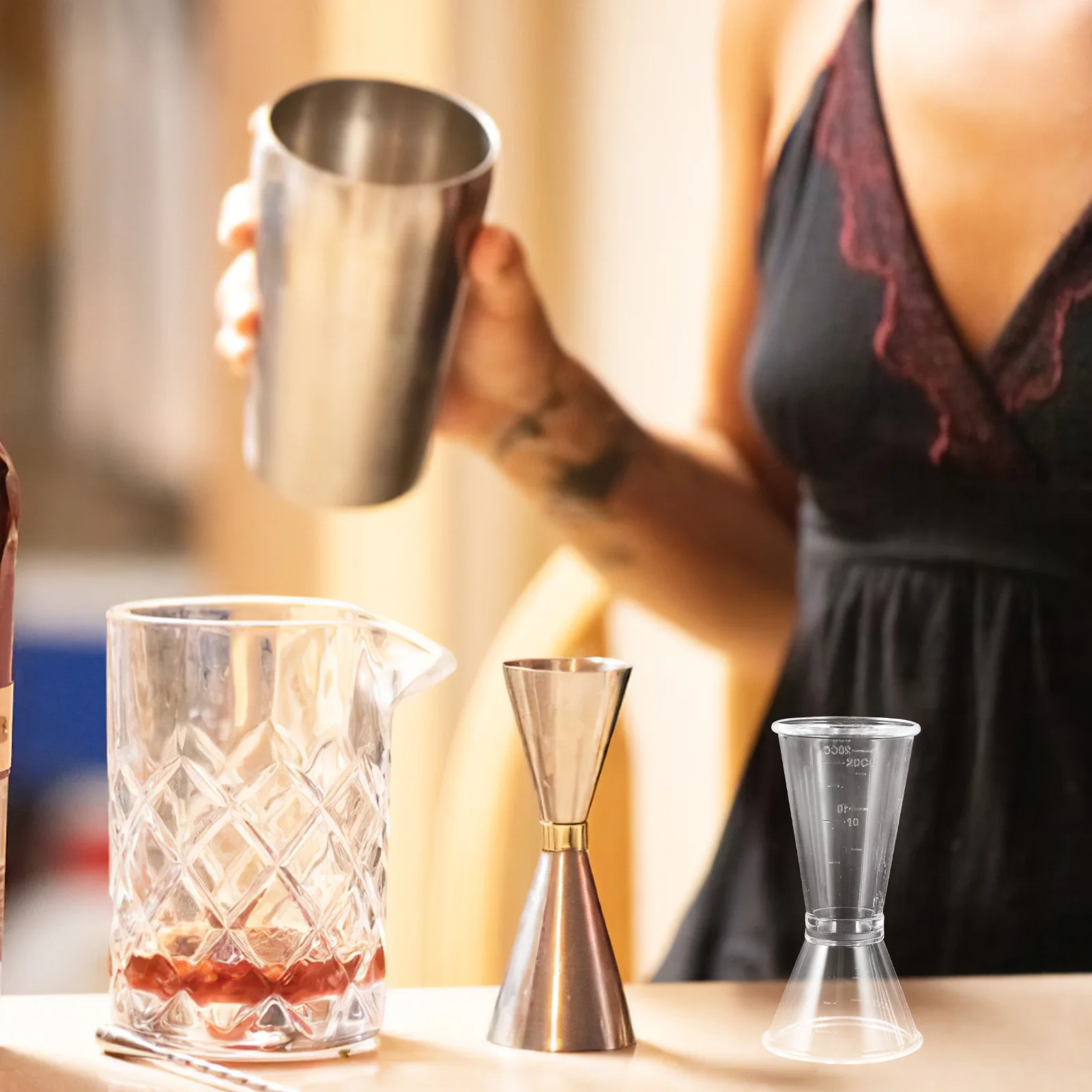 

2Pcs Bartending Jigger Resin Double Measuring Cups Accurate Measurement Cocktail Jigger Tool Bar Accessories Measurement Tool