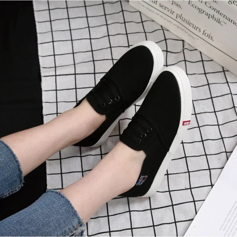 Women\'s Sneakers Comfortable Female Flat Shoes Slip on Womens Shoes Shallow Mouth Ladies Vulcanized Shoes Classic Zapatos Mujer