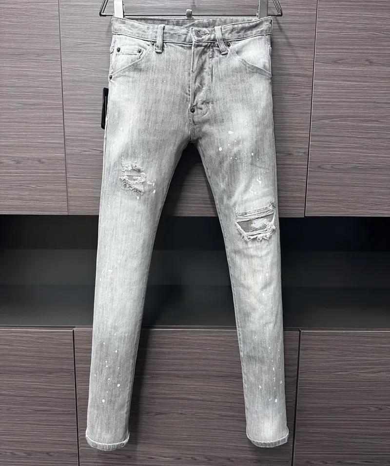 2025 серые dsq Мужские джинсы Хлопковые джинсовые брюки Water Wash Casual d2 Coolguy Брюки джинсы Тонкие пуговицы Дизайн с отверстиями для мужчин 9925
