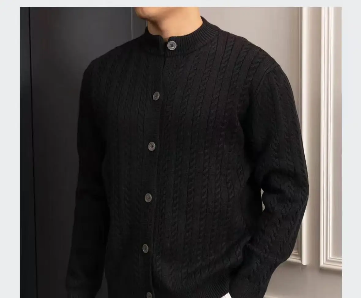 เสื้อสเวตเตอร์ผู้ชายผ้าฝ้าย 100% แบบหนา ติดกระดุมแถวเดียว แฟชั่นทันสมัย แขนยาวถักลายเกลียว เสื้อคลุมแขนยาว