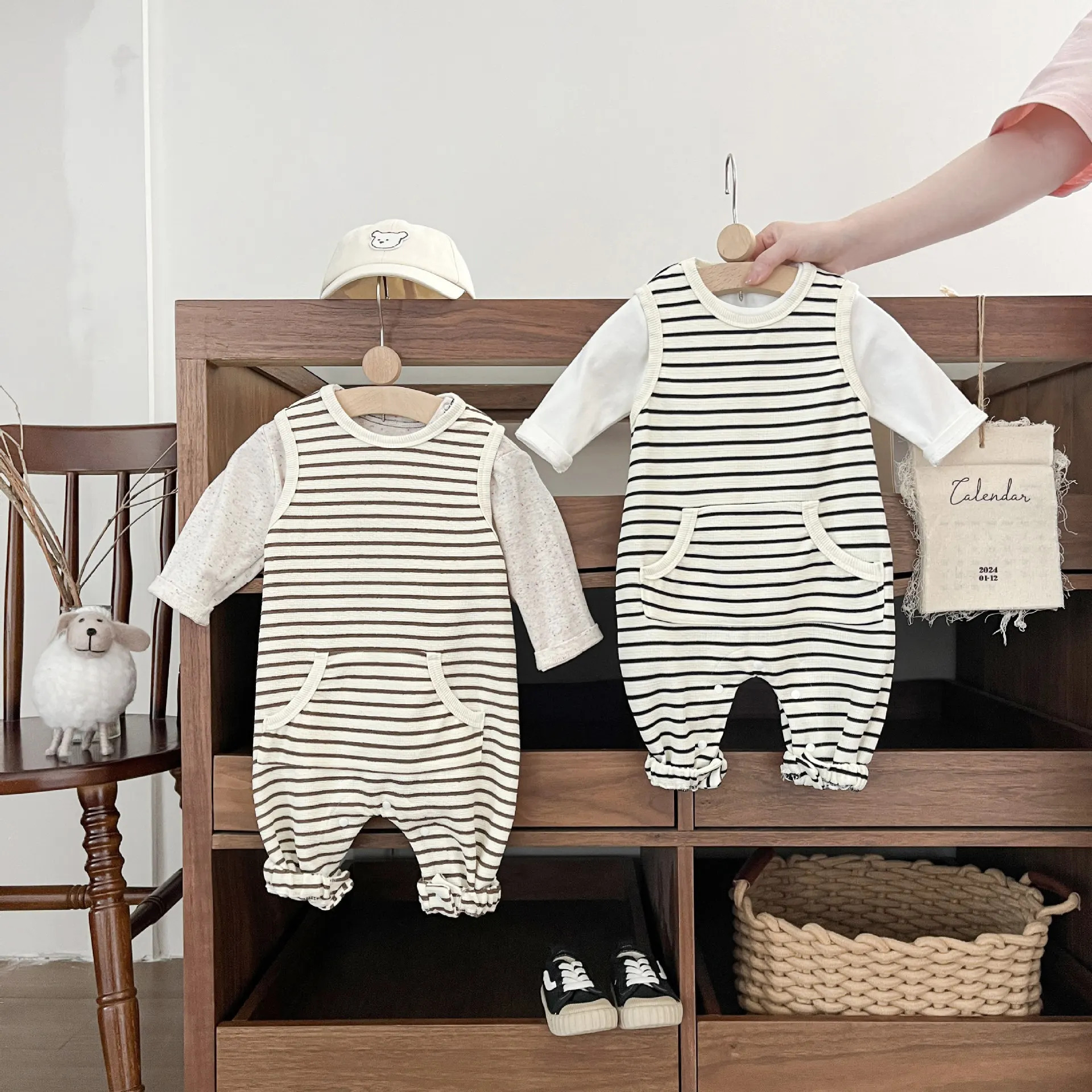 

Детские комбинезоны UNITIM для девочек, весенние комбинезоны для малышей, полосатые боди для новорожденных девочек, цельные комбинезоны для младенцев и мальчиков