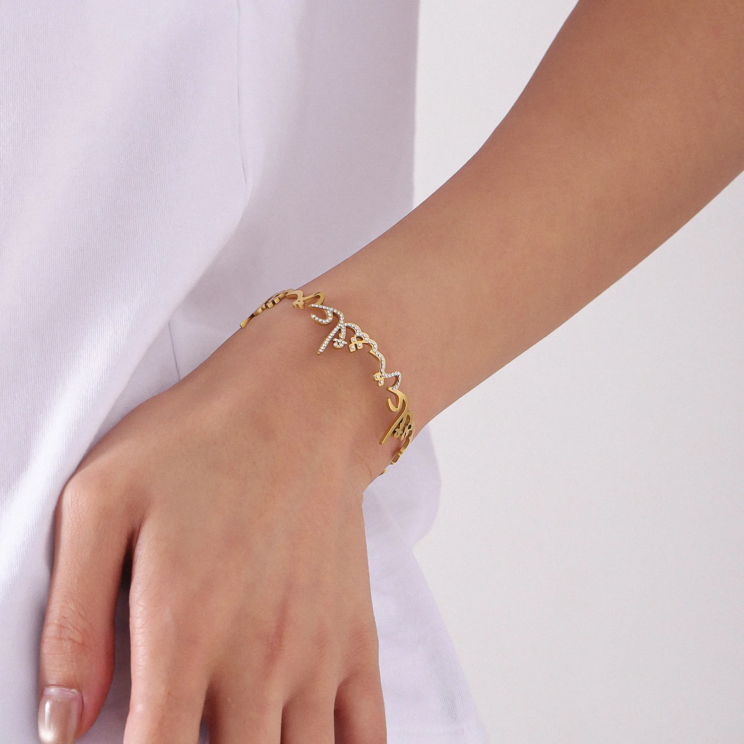 Customized Arabic Name Bracelet Personalization Name Diamond Bangle Open 18K Gold Plated Islamic Gift for Women Eid Jewelry - view 5