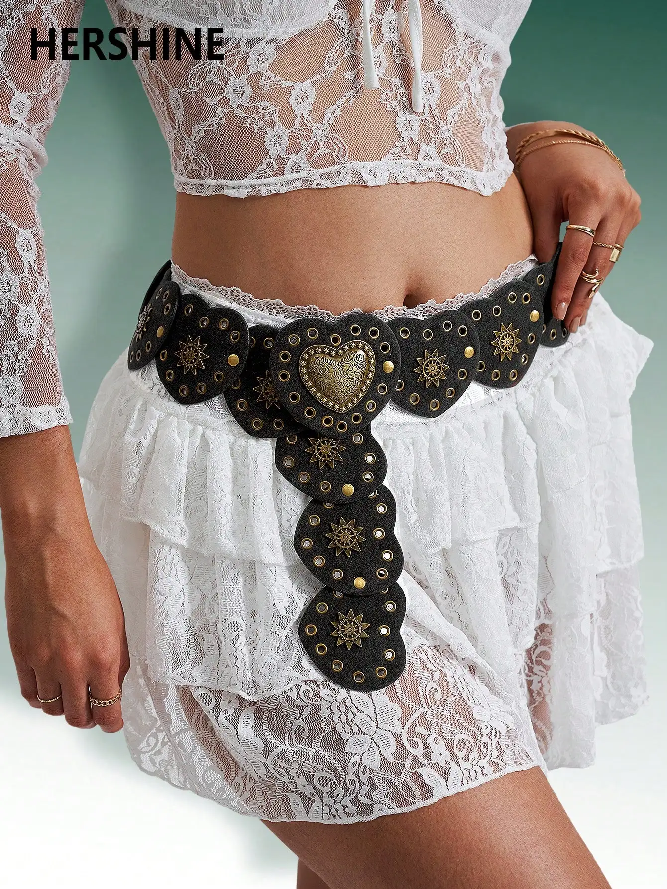 حزام HERSHINE قطعة واحدة للسيدات على شكل قلب مرقع من جلد البولي يوريثان قابل للتعديل على الطراز البوهيمي مقاس كبير للهالوين