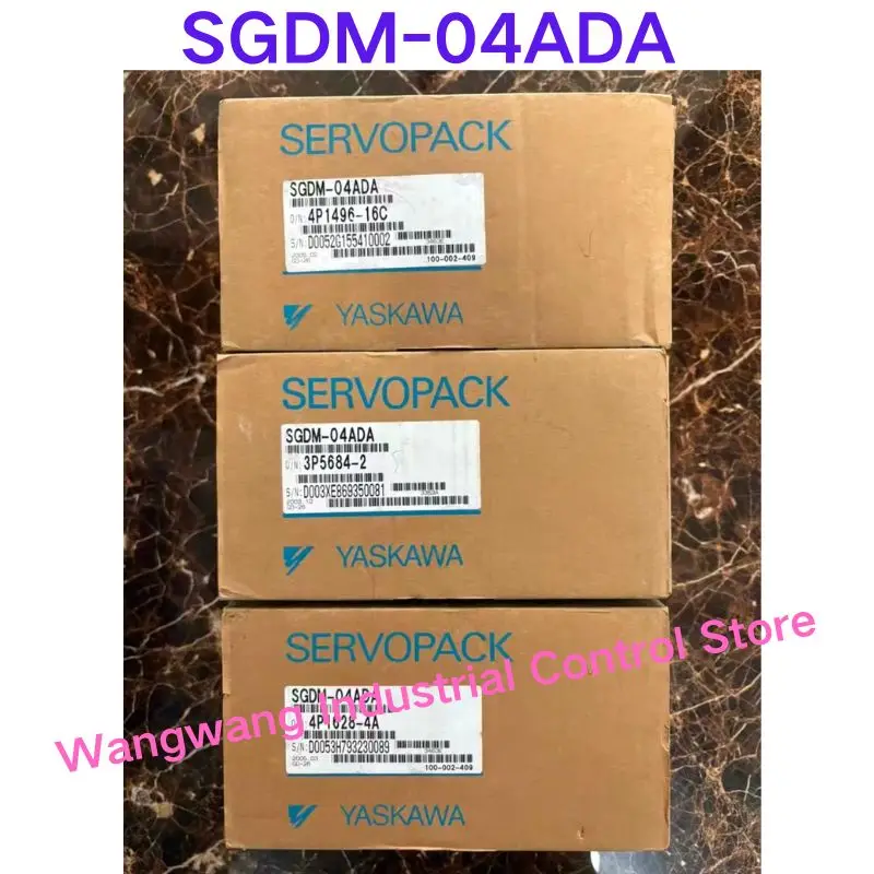

Совершенно новый сервопривод SGDM-04ADA 400 Вт.