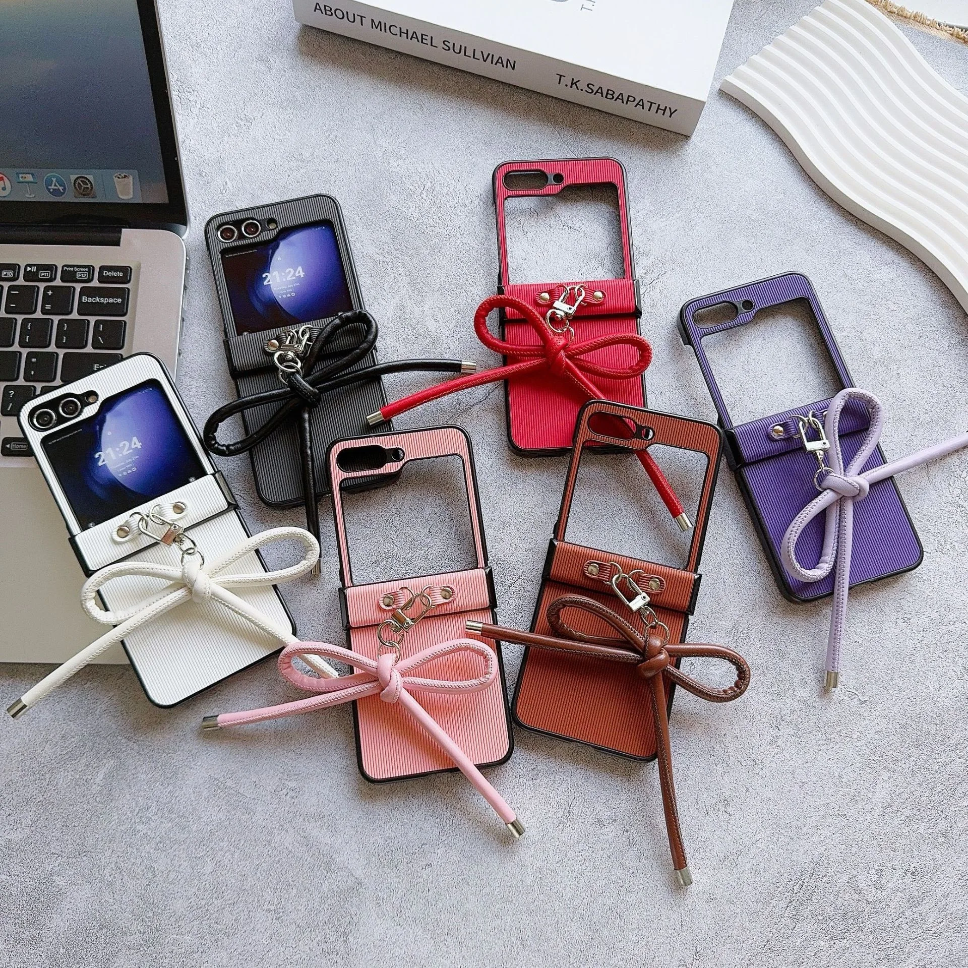 

Bowknot Pendant Phone Case for Samsung Galaxy Z Flip 7 6 5 4 Protective Back Cover for ZFlip5 ZFlip6 ZFlip7 Case Shell