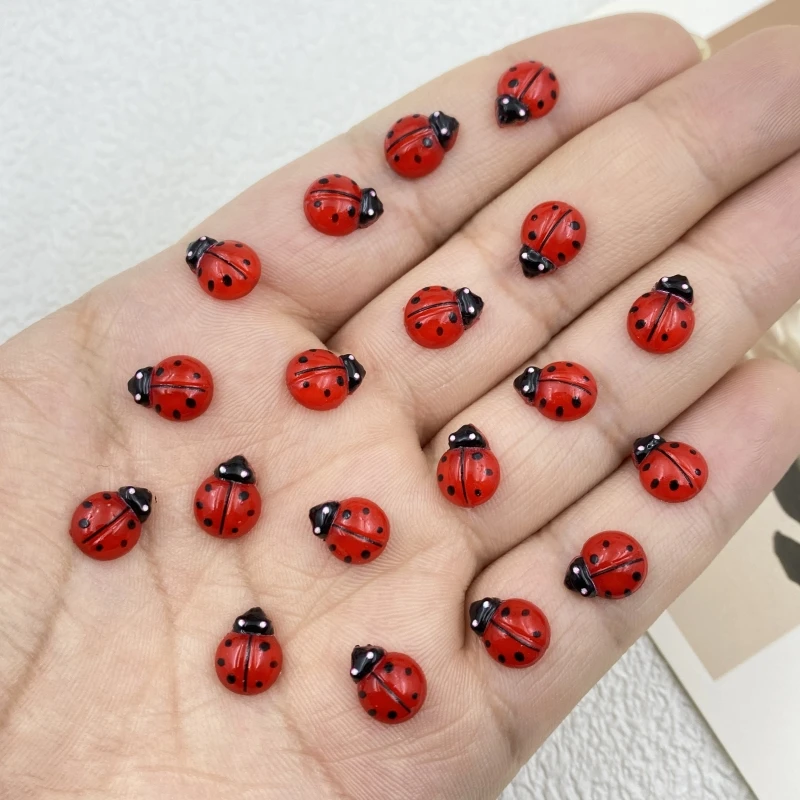 Baratija de resina de mariquita de dibujos animados, 50 piezas, modelo en miniatura, arte de uñas, artesanía 3D, joyería decorativa