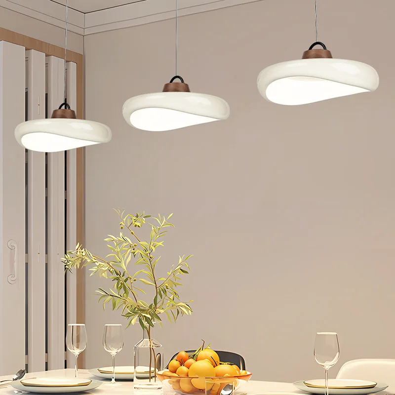 Vollspektrum neuer Designer Wabi Sand Wind Eimer Hut Kronleuchter antike kreative Bar Esszimmer einfach