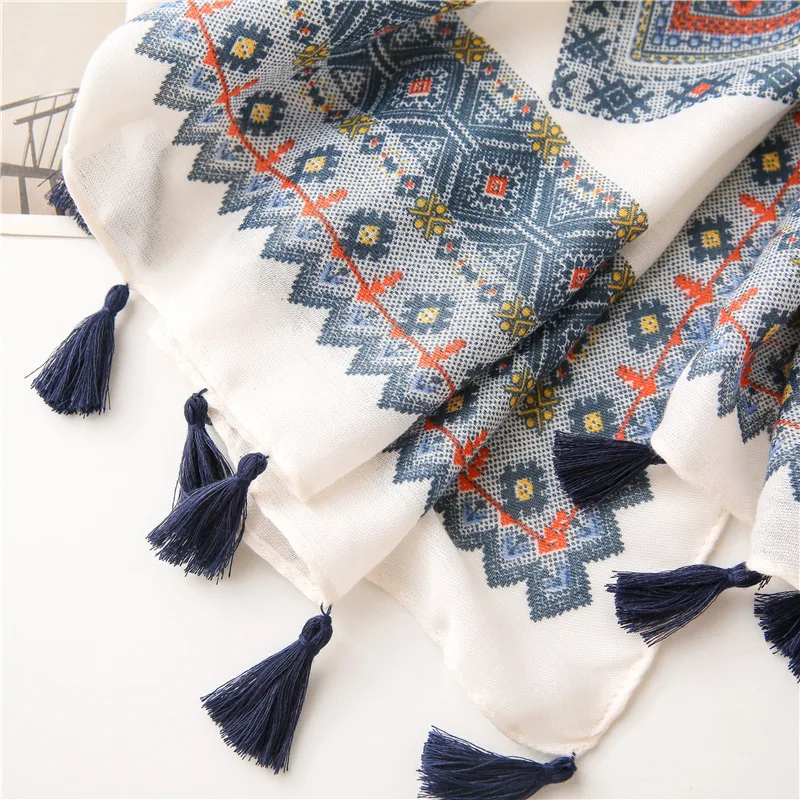 Bohe Style Cotton Printed Women Scarf Retro Floral Pattern Fringed Shawl Summer Sunscreen Ethnic Scarves Female Foulard Bandana