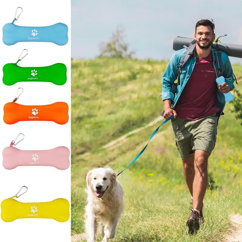 Small Dog Treat Pouch Puppy Snack Bag With Carabiner Portable Dog Treat Pouch For Camping Zippered Snack Bag For Dog Training