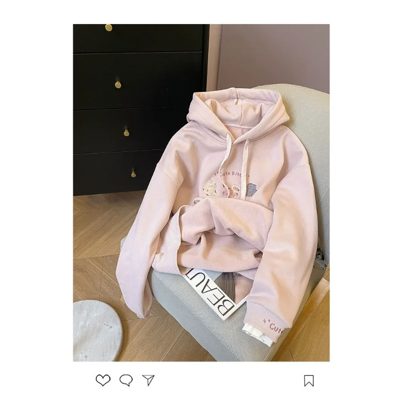 Felpa con cappuccio ispessita calda da donna in velluto ricamato casual allentato alla moda