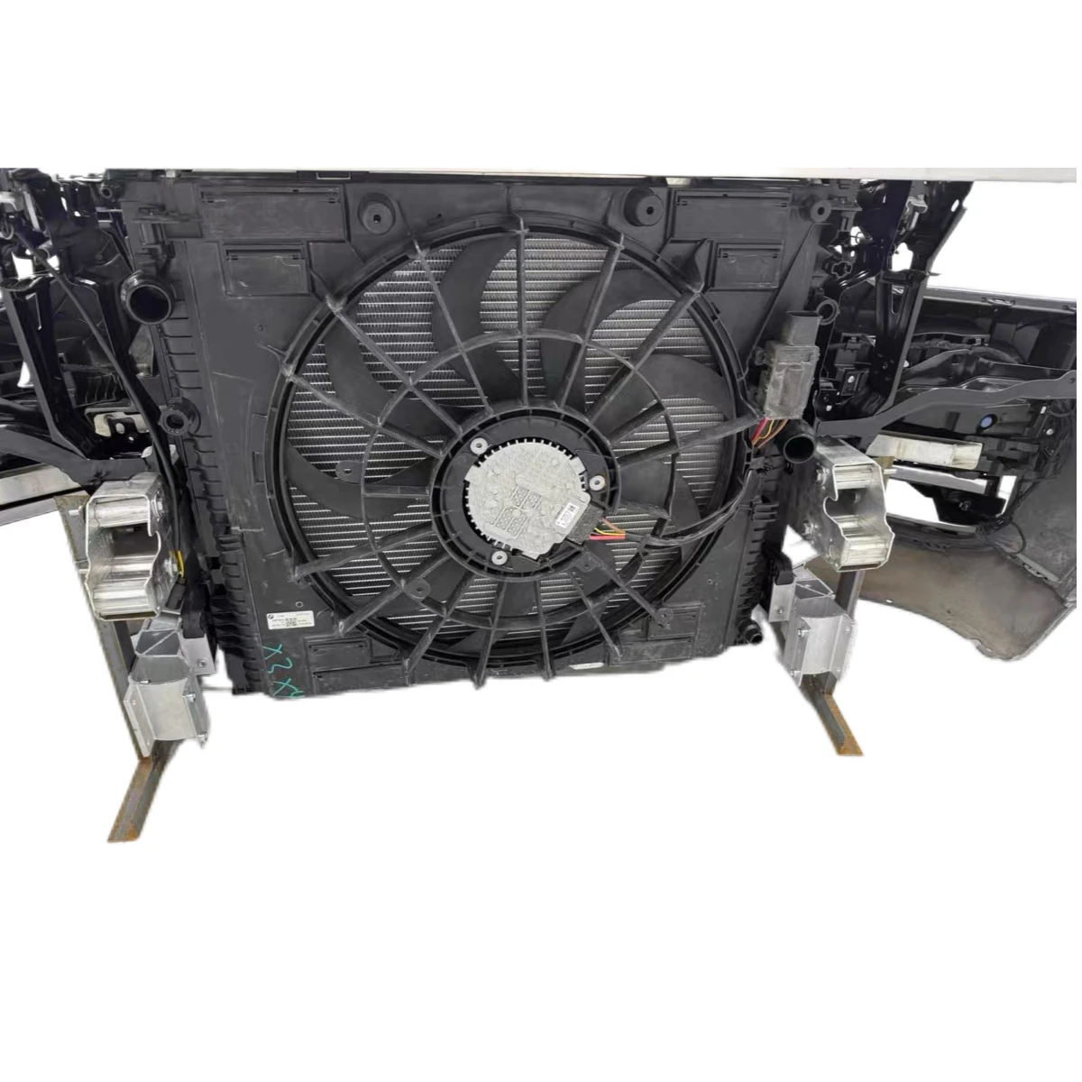 Original High-quality Hot Selling X3 G08  Body Kit Front Bumper Assembly with Radiator for  Replacement and Upgrade